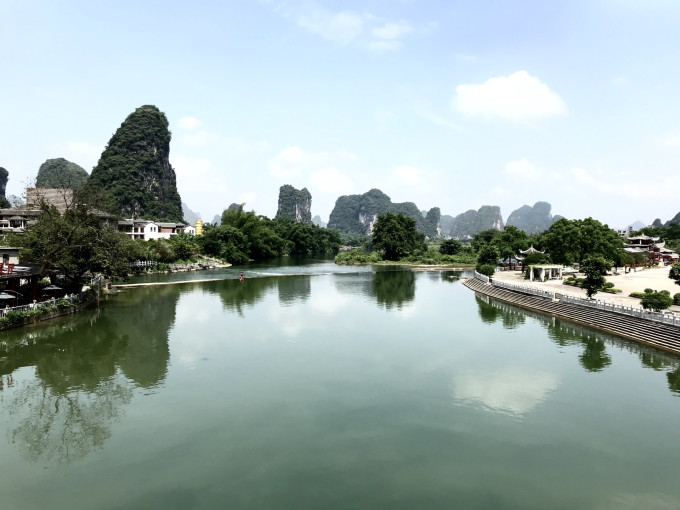 广西盛会，尊敬的领导与同胞共襄盛举